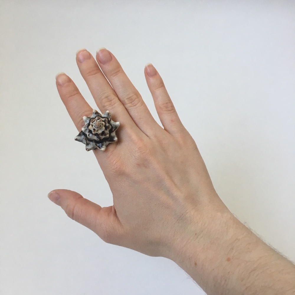 Vintage Natural Shell Ring
